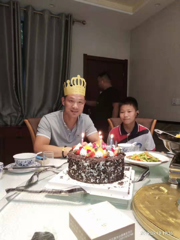 孤独的狼的第一张照片--宜昌中老年相亲网